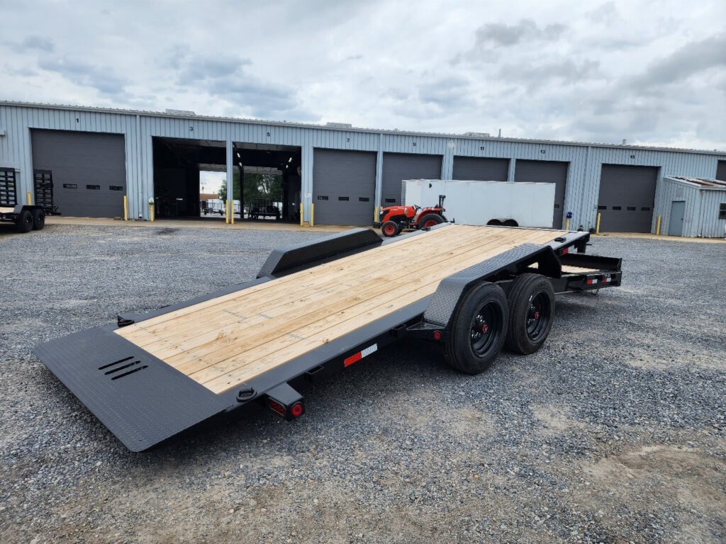 2025 Load Trail TH 20′ 16K Tilt Trailer – Heavy-Duty Hydraulic Equipment Hauler