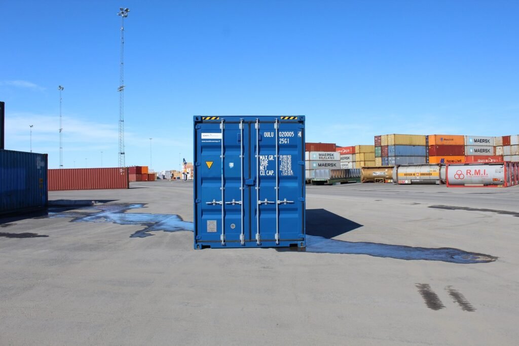 20ft Insulated Dry Shipping Container – Secure, Temperature-Stable Storage