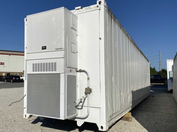 40Ft High Cube Insulated Shipping Container With 5 Ton Bard Hvac Unit